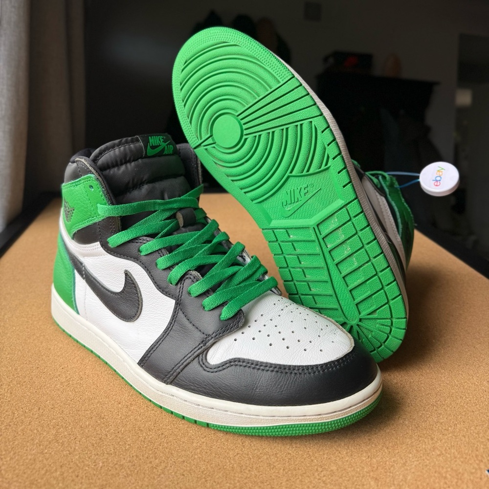 Jordan 1 Retro High OG Lucky Green - Size 12 men
